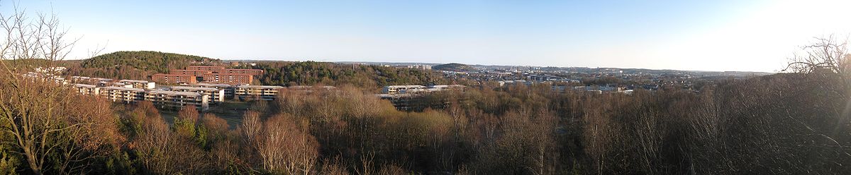 Panoramabild över östra Göteborg från utkikspunkten vid Väderbodarna i Biskopsgården