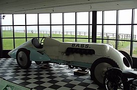 La Babs au Pendine Speed Museum.