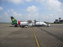 양곤 항공의 ATR 72-212