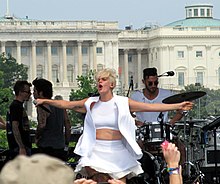 2014-06-08 15-23-45bettywho.JPG