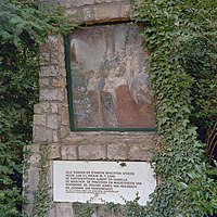 Alle rangen en standen betuigen hulde aan het Mariabeeld. 1933-1934. Olieverf op papier, geplakt op 4-laagsmultiplex. 107,5 × 87,5 cm. In situ, Kruiswegpark.