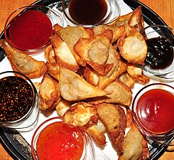 Rangoons Kepiting Goreng Segitiga