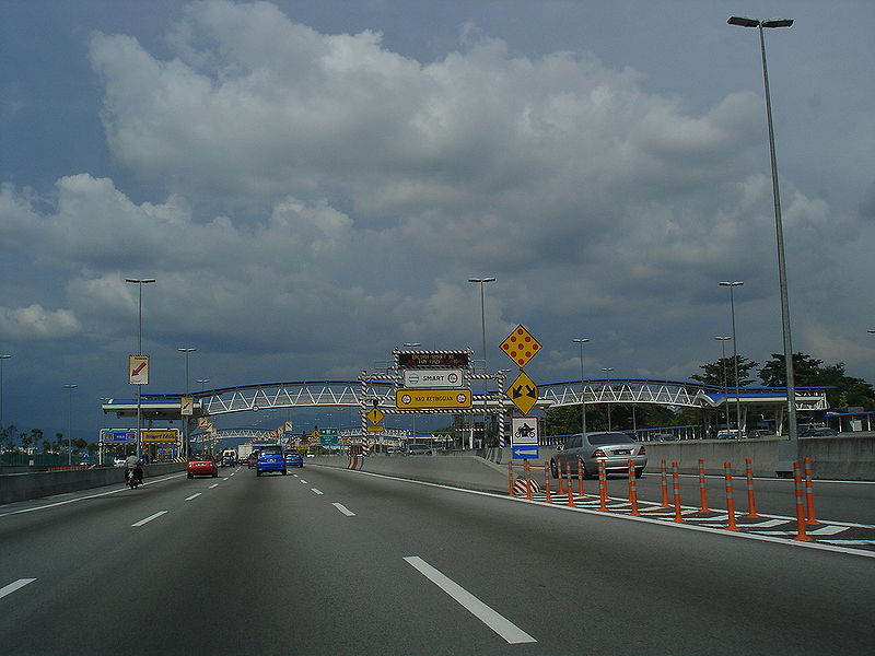 Fail:KL-SMARTtunnelentrance.JPG