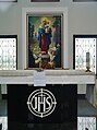 Altorius su Jėzaus monograma „IHS“, 2014 m.