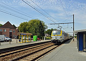 IC1813 Oostende-Antwerpen passeert station Maria-Aalter