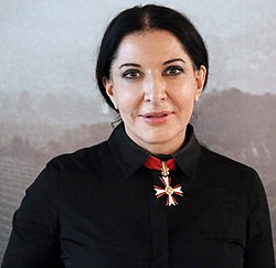 Marina Abramović vuonna 2012.