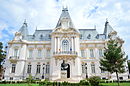 Palatul Constantin Mihail, (azi Muzeul de Artă) vedere centrală.JPG