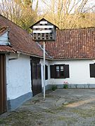 Pigeonnier sur pilotis.