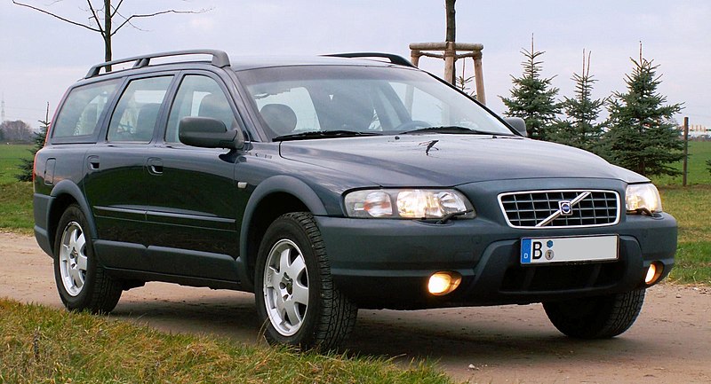 800px-VolvoXC70mod2001.JPG