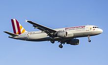 Airbus 320-200 D-AIQ Barcelona-El Prat (17009102642).jpg