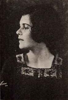 Description de l'image Betty Bouton - May 1920 EH.jpg.