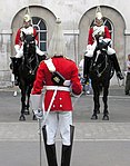 Kyrassiärer (Life Guards) vid Whitehall i London, Storbritannien.