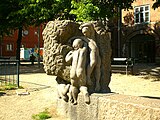 Hjørnestatue på Blågårds Plads på Indre Nørrebro i København, 1916