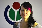 Klára Joklová: Wikimedia ČR v roce 2019 a dále Spolek Wikimedia ČR podporuje rozvoj projektů Wikimedia v České republice, aktivity a růst české komunity, vznik partnerství a další témata. V řadě z nich se neobejde bez dobrovolníků z řad české komunity. Jaké byly hlavní priority v letošním roce, jaké novinky jsme v aktivitách realizovali, jak se Wikimedia proměňuje? Jaké výzvy jsou před námi do budoucna, v souvislosti s plněním strategie Wikimedia 2030? Kde uvítáme Vaši podporu či zapojení? O řečníkovi Klára Joklová je od března loňského roku výkonnou ředitelkou spolku Wikimedia ČR. Vystudovala FF UK, obor sociální politika a sociální práce a má zkušenosti z vedení organizací a projektů v neziskovém i státním sektoru, s prací s dobrovolníky i rozvojem lokálních komunit.