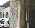 Vestiges cloître, angle nord-ouest.