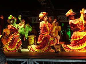 Costumi tradizionali di Martinica in tessuto madras