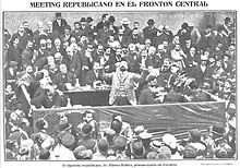 Republican meeting in the Fronton Central, with Blasco Ibanez gesticulating before the masses. Meeting republicano en el fronton central, de Campua.jpg