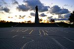 Miniatura para Monumento a los marineros y pescadores que perecieron en el mar