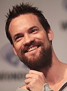 Shane West interprète John Alden.