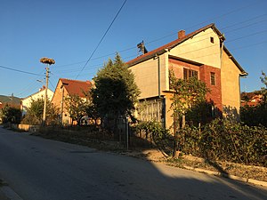 Куќи во селото