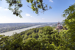 Bonn, vom Drachenfels gesehen.jpg