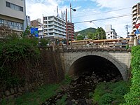 鎮西橋