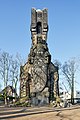 Bismarckturm mit Grünanlage