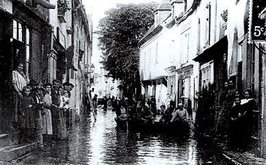 Gien - Rue Bernard Palissy.