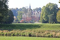 Das neue Schloss im Fürst- Pückler-Park. IMG 9305WI.jpg