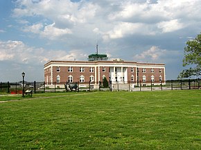 The former Administration Building, which now serves as the Ryan Visitor Center Floyd Bennet Admin jeh.JPG