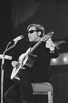 Grand Gala du Disque in RAI Amsterdam. Jose Feliciano, Bestanddeelnr 923-3029.jpg