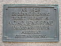 Houens fonds bronseplakett til Kristian Biong for Den norske Creditbank, Kirkegata 21, Oslo