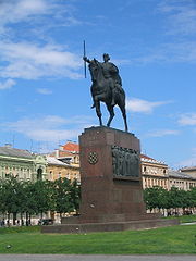 Az első horvát király, Tomiszláv (?-928) szobra Zágrábban