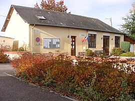 The town hall in Saint-Denis-des-Monts