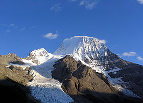 Vue du mont Robson et du glacier Robson