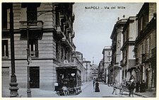 Via dei Mille in una foto d'epoca, scattata all'altezza dell'intersezione con via Mariano d'Ayala.