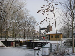 Stadtschleuse im Winter