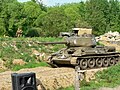 tank T-34/85 při dynamické ukázce