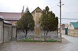 Памятник в Махачкале венграм, погибшим при защите города. В честь венгерский бойцов также названа улица[32]