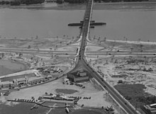 Looking towards Highway Bridge and Washington in 1932 14th Street Bridge 1932.jpg