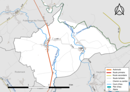 Carte en couleur présentant le réseau hydrographique de la commune