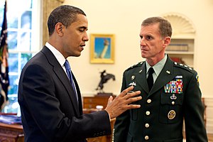President Barack Obama meets with Army Lt. Gen...