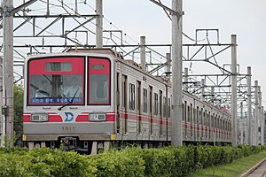 月背車両事業所（朝鮮語版）に留置中の1000系電車