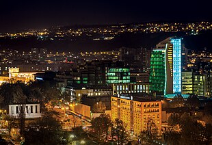 Бизнес център Elite Plaza в Night.jpg