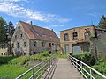 Niedermühle mit zwei Mühlengebäuden und Sheddachhalle