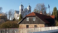 Stenmuseet och kyrkan i Mosėdis