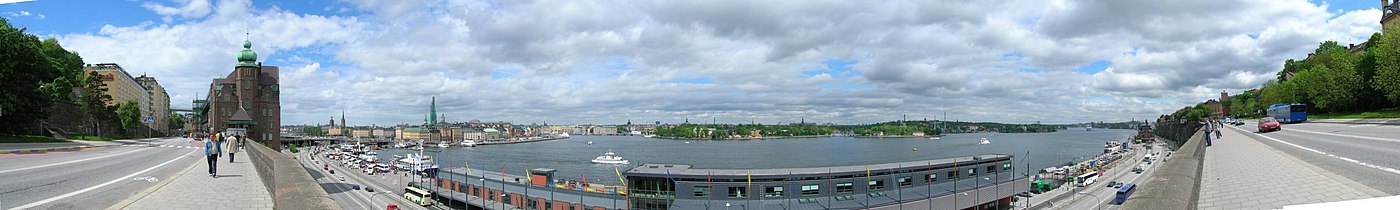 Panorama över Slussen, Gamla stan, Stockholms ström, Skeppsholmen och Stadsgården.