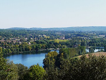 Le village de Trémolat au bord de la Dordogne.