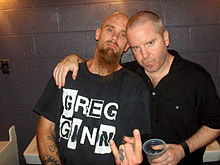 Vadge Moore Nick Oliveri 2007.jpg