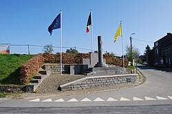 Hody, war memorial in the centre